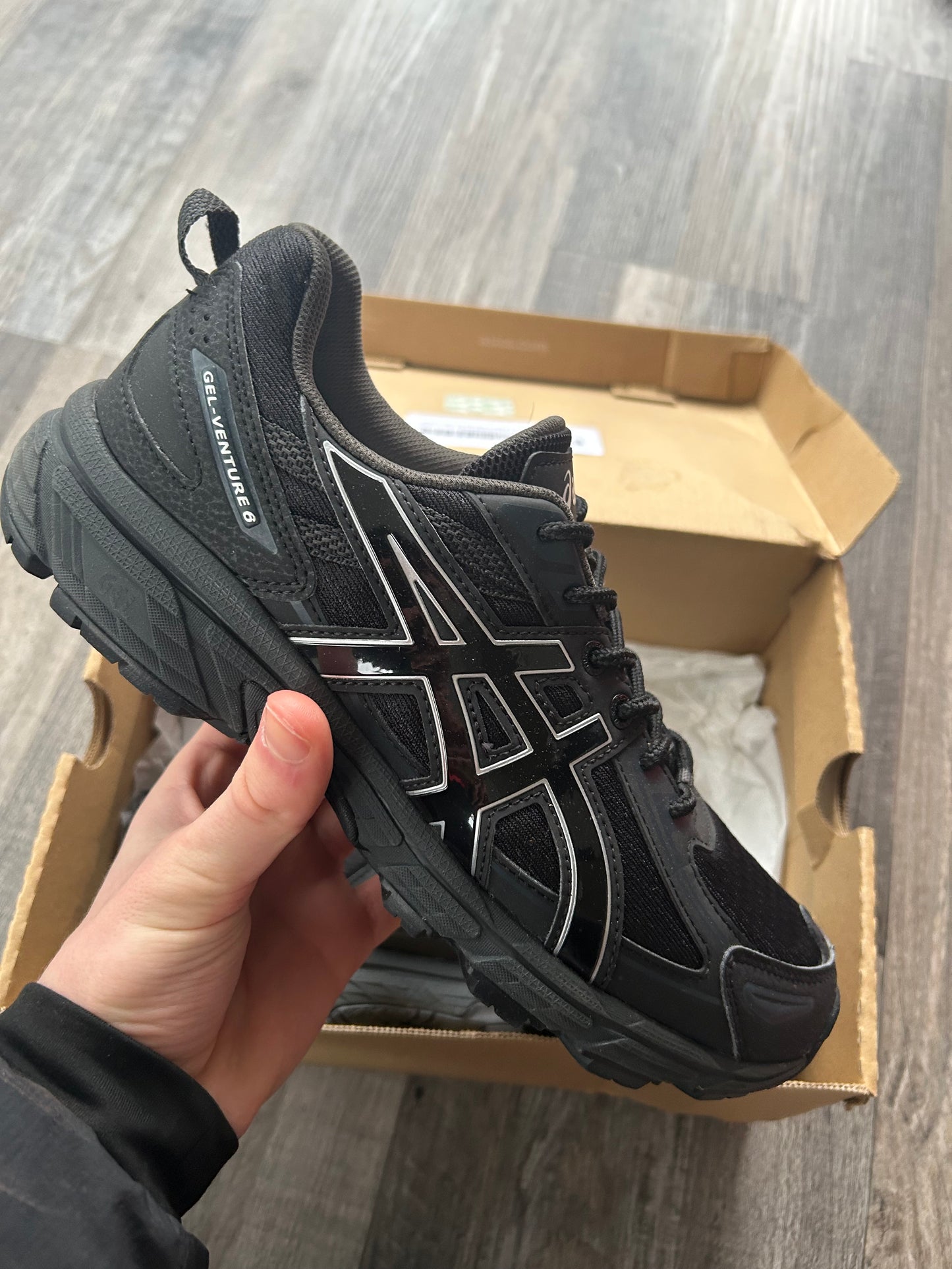 Asics gel venture 6 “Black”