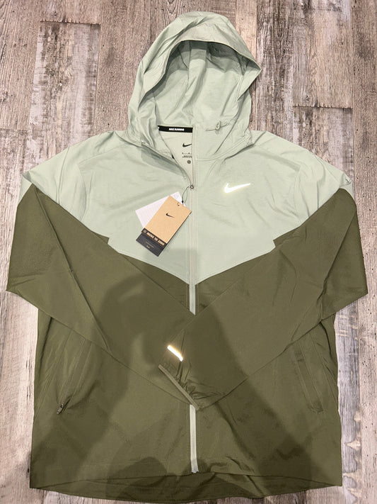 Nike Windrunner “Cream/Green”