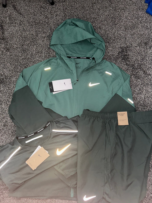 Nike Windrunner set “Teal”