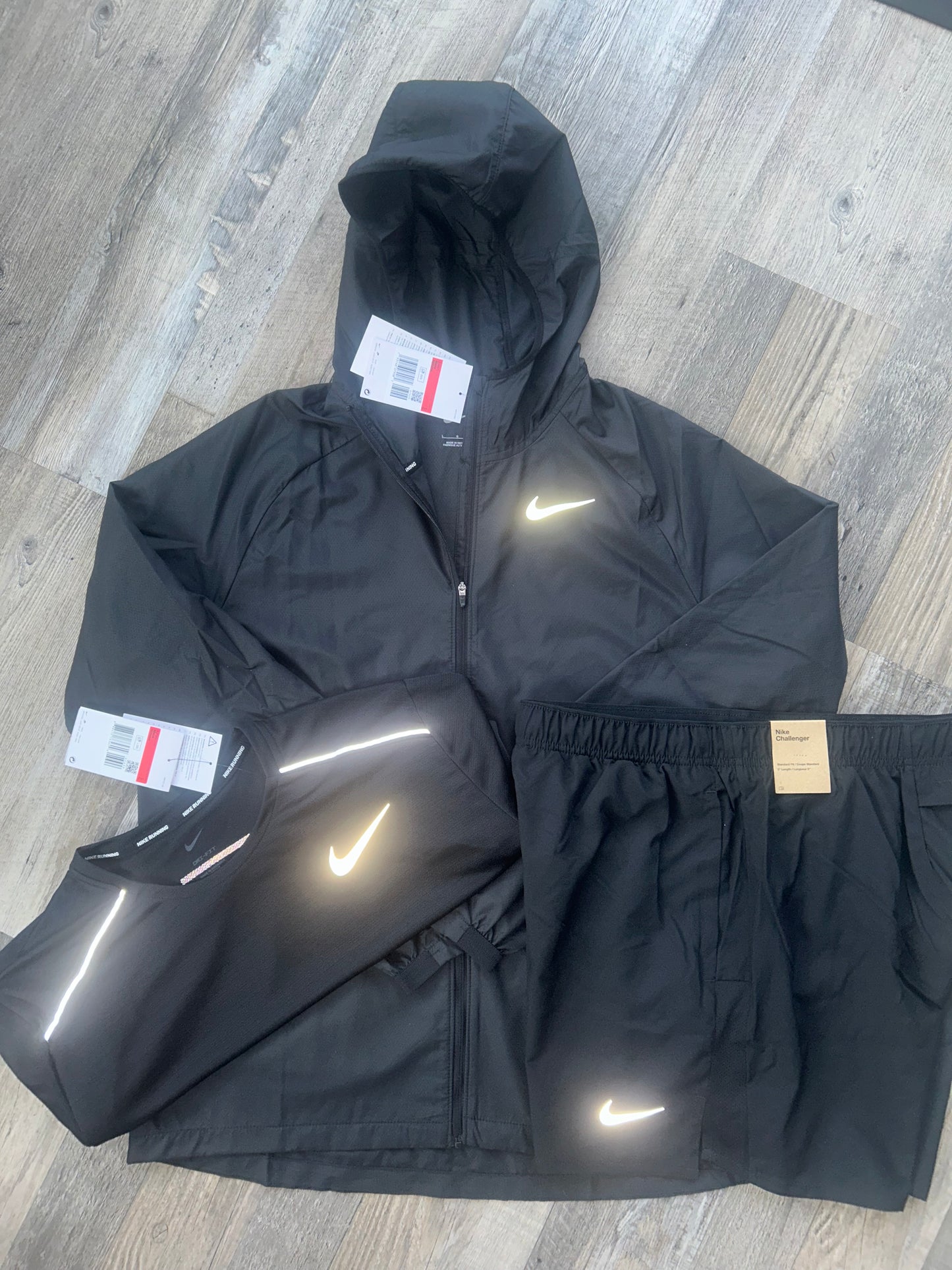 Nike Windrunner set with shorts and miler “Black”