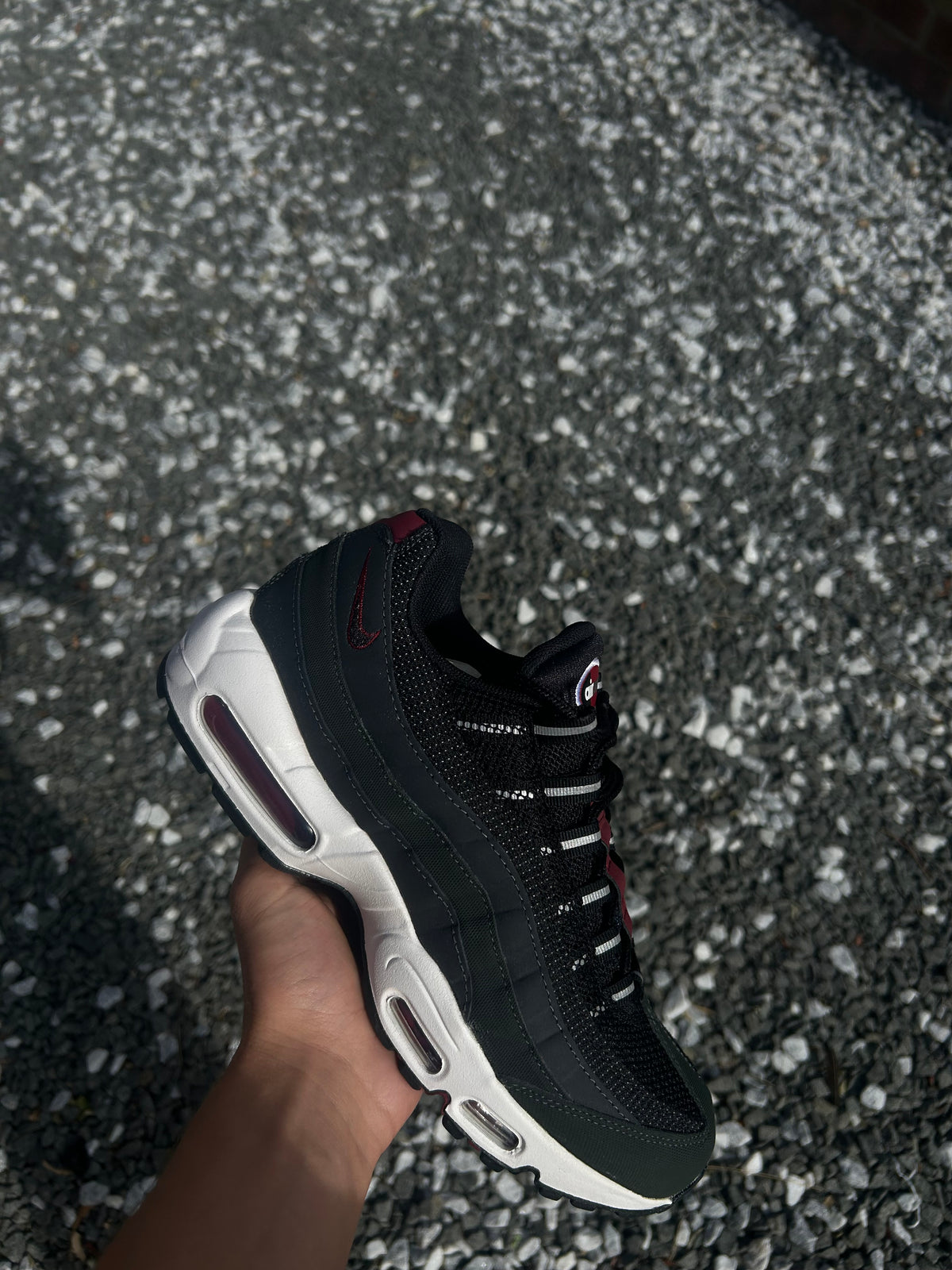 Nike Air max 95 “Black Team Reds”