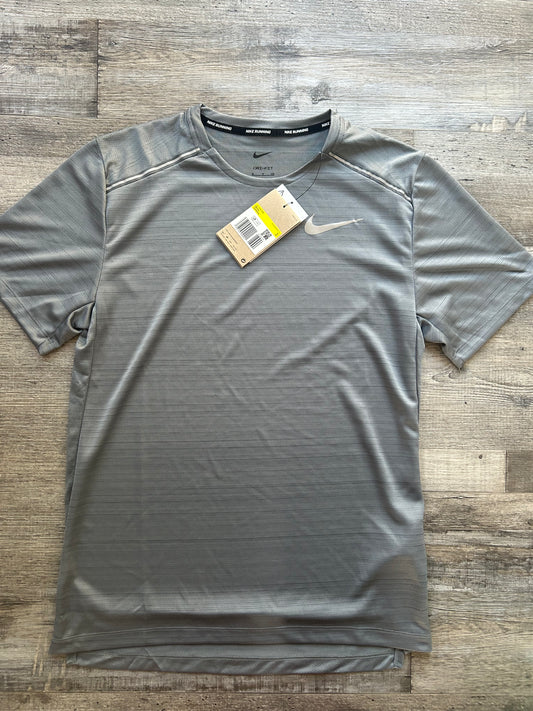 Nike miler 1.0 “Smoke grey”