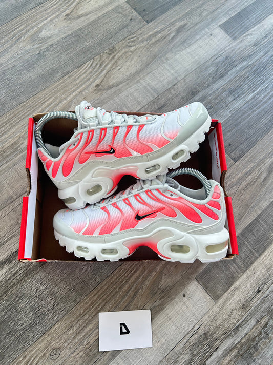 Nike air max plus Tn “Stawberry pinks”