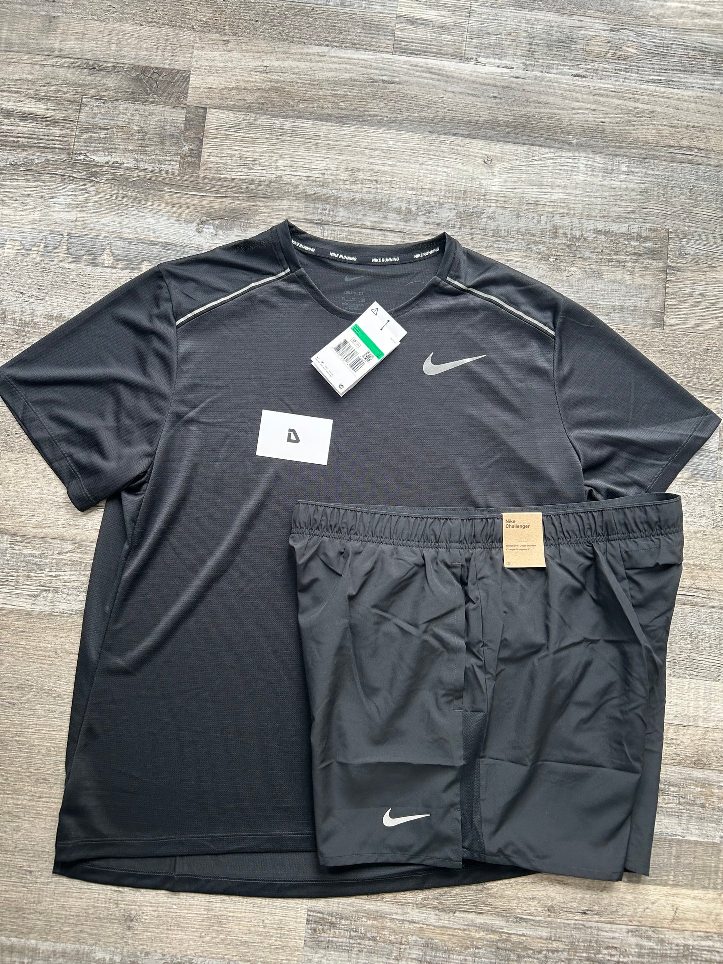 Nike miler set with shorts “Black”