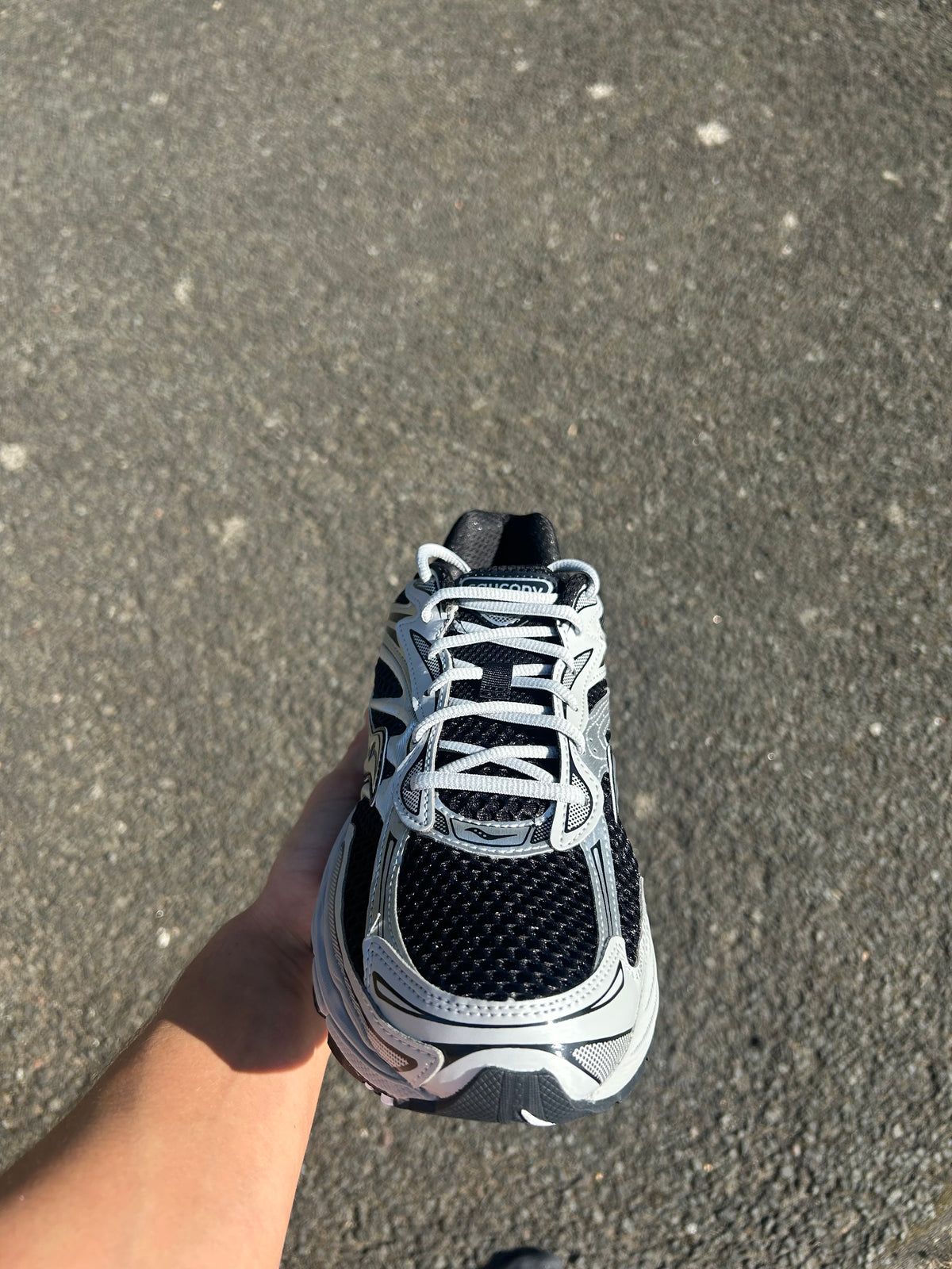 Saucony Pro grid Omni 9 “Black/Smoke grey”