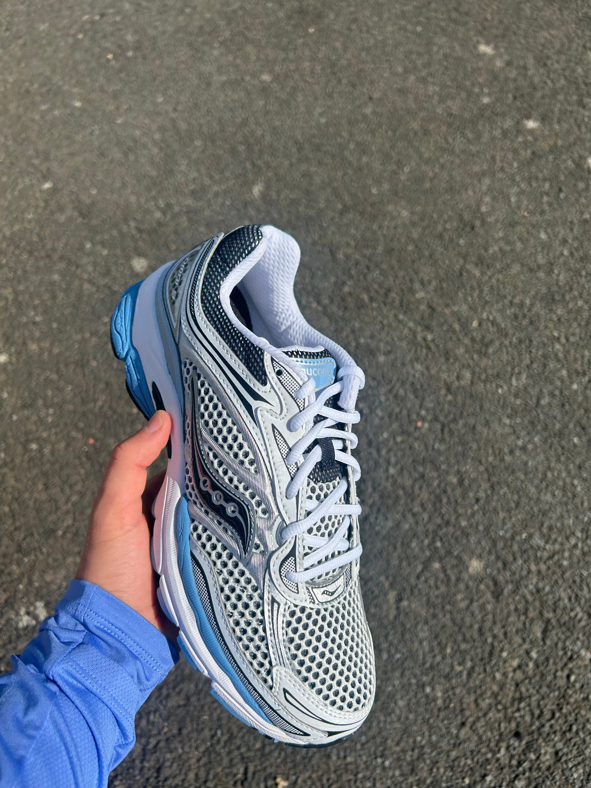 Saucony pro grid Omni 9 “Cobalt bliss”