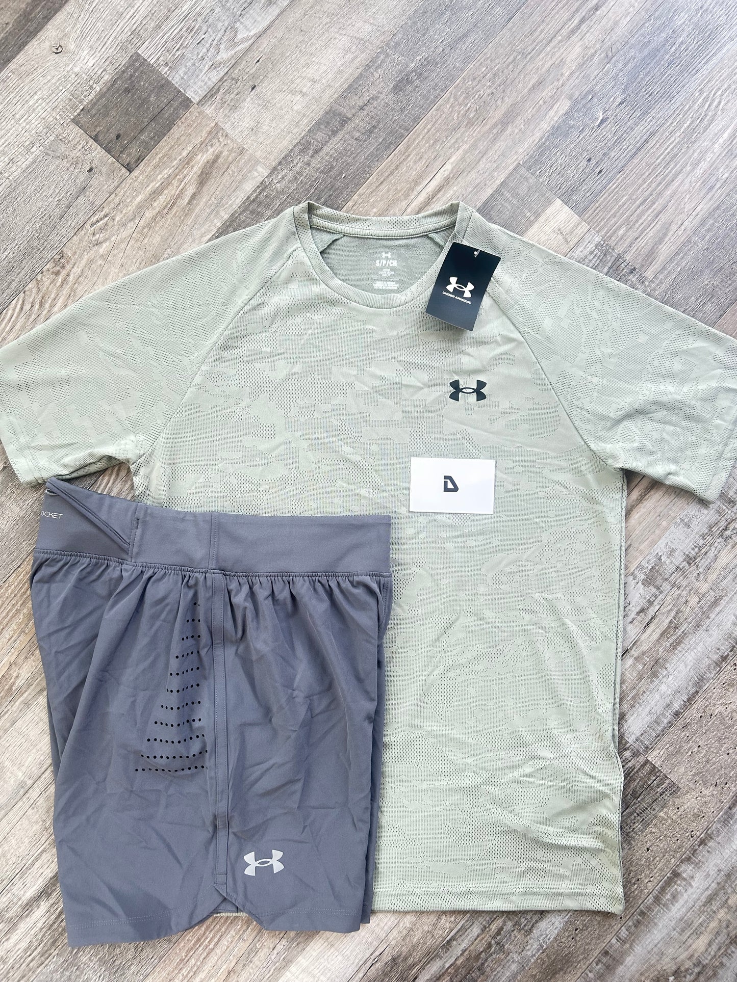 Under armour set with shorts “Olive Green”