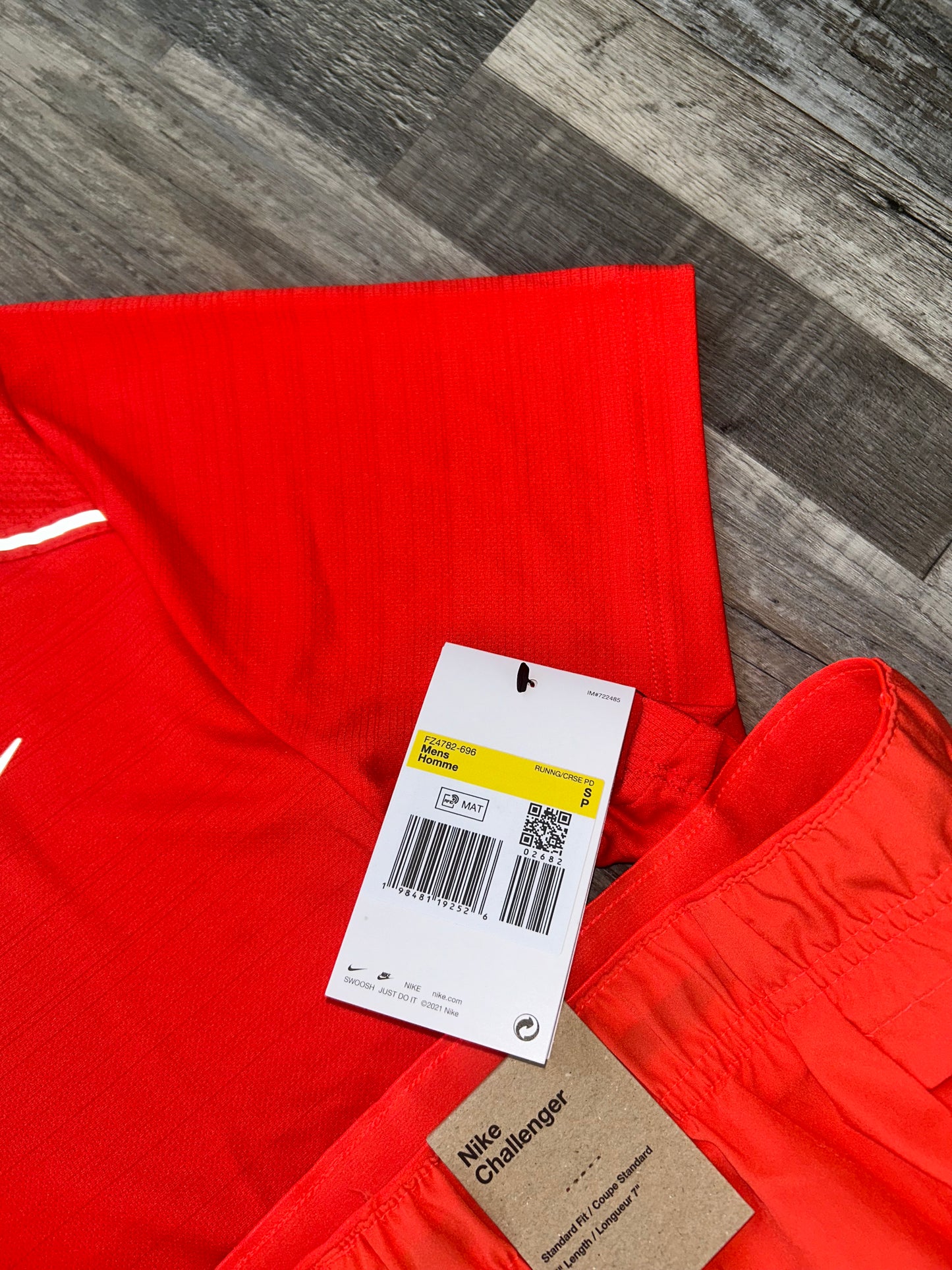 Nike miler set with shorts “Crimson Red”