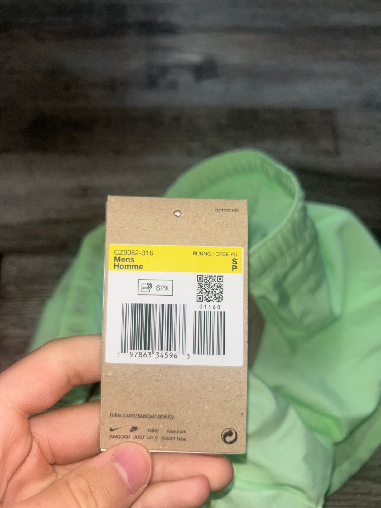 Nike challenger shorts “Vapour Green” 5 inch