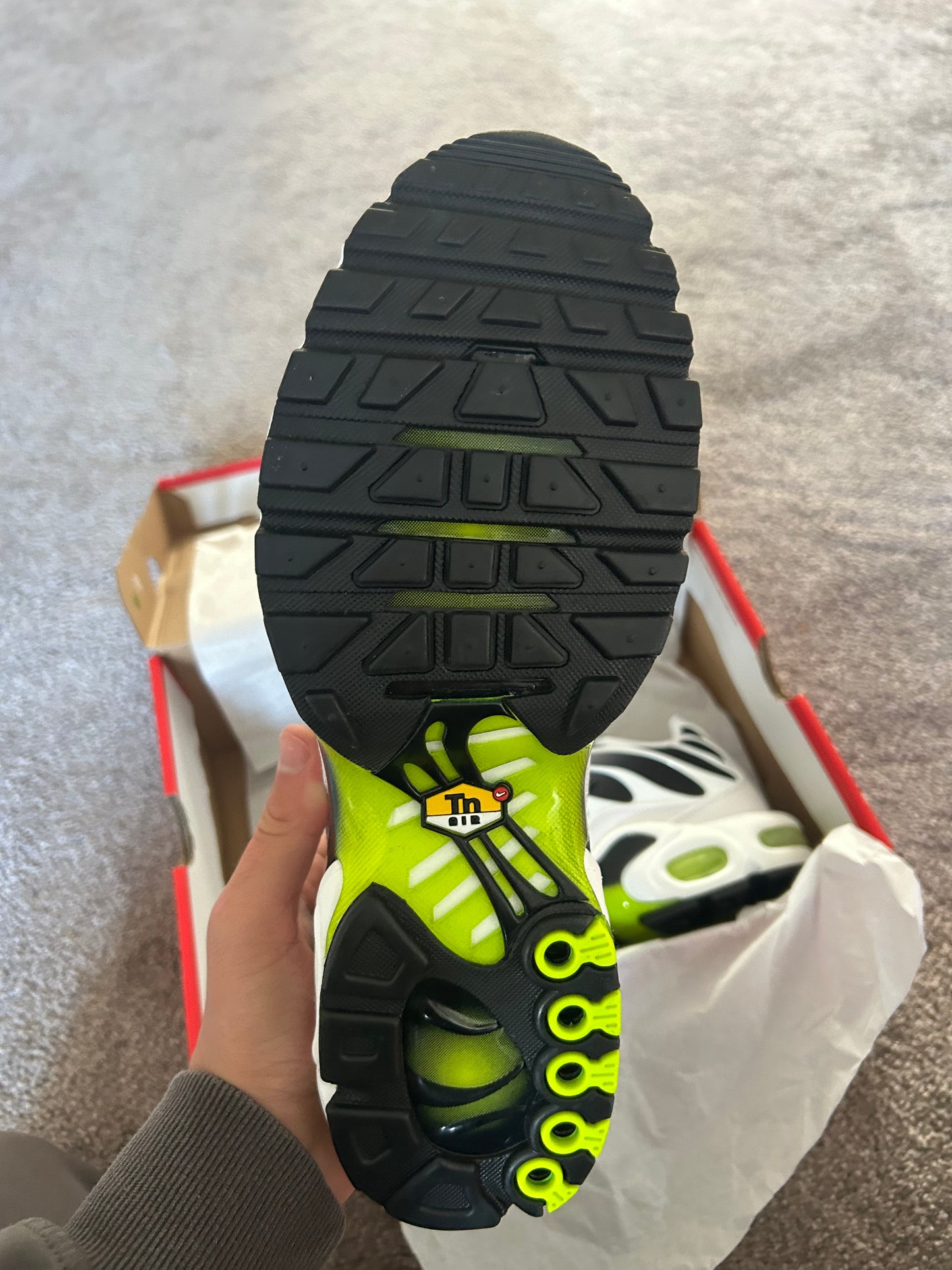 Nike air max plus Tn “White/Volt fades”