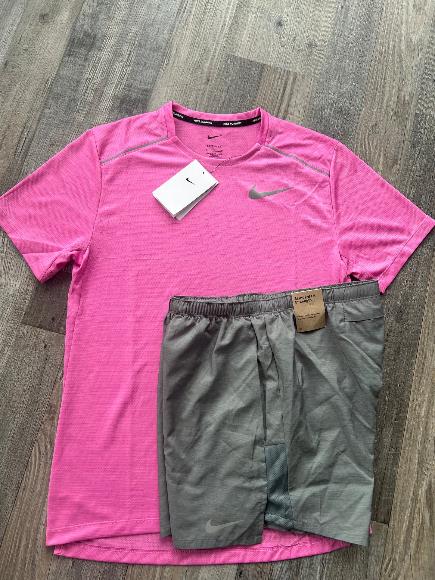 Nike miler set with shorts “Hot pink”