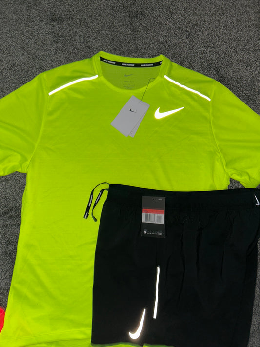 Nike miler set with shorts “OG neon”