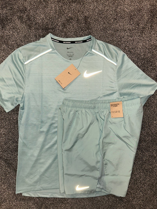 Nike miler set with shorts “Mineral green”