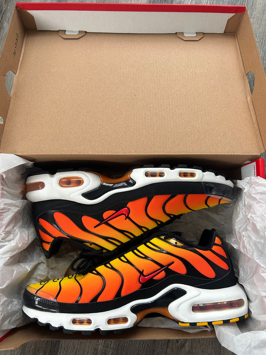 Nike air max plus Tn “Sunset oranges”