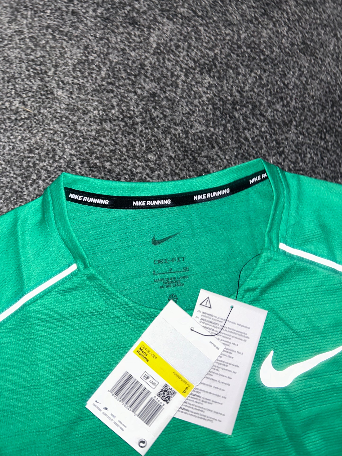 Nike miler set with shorts “Stadium green”