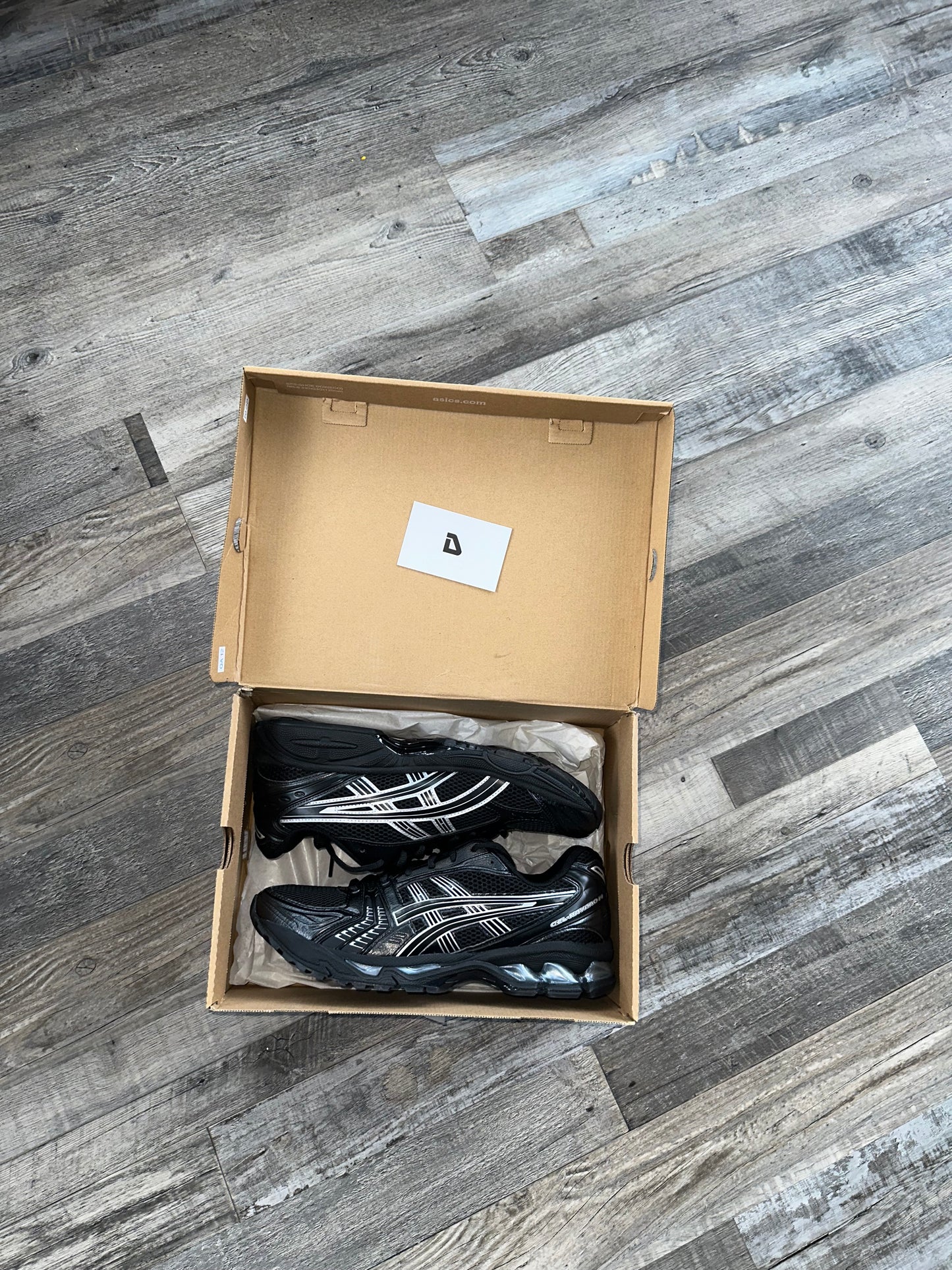 ASICS gel kayano 14 “Black/silver”