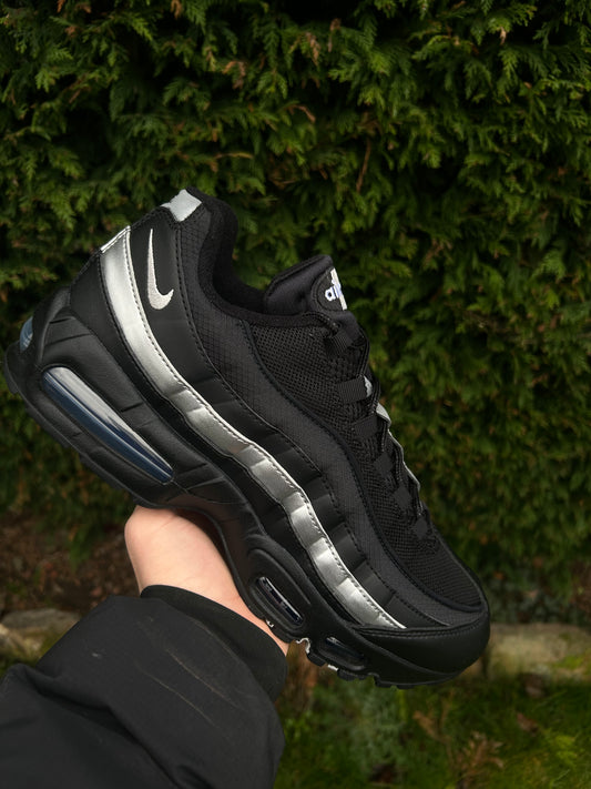 Nike air max 95 “Black/mettalic silver”