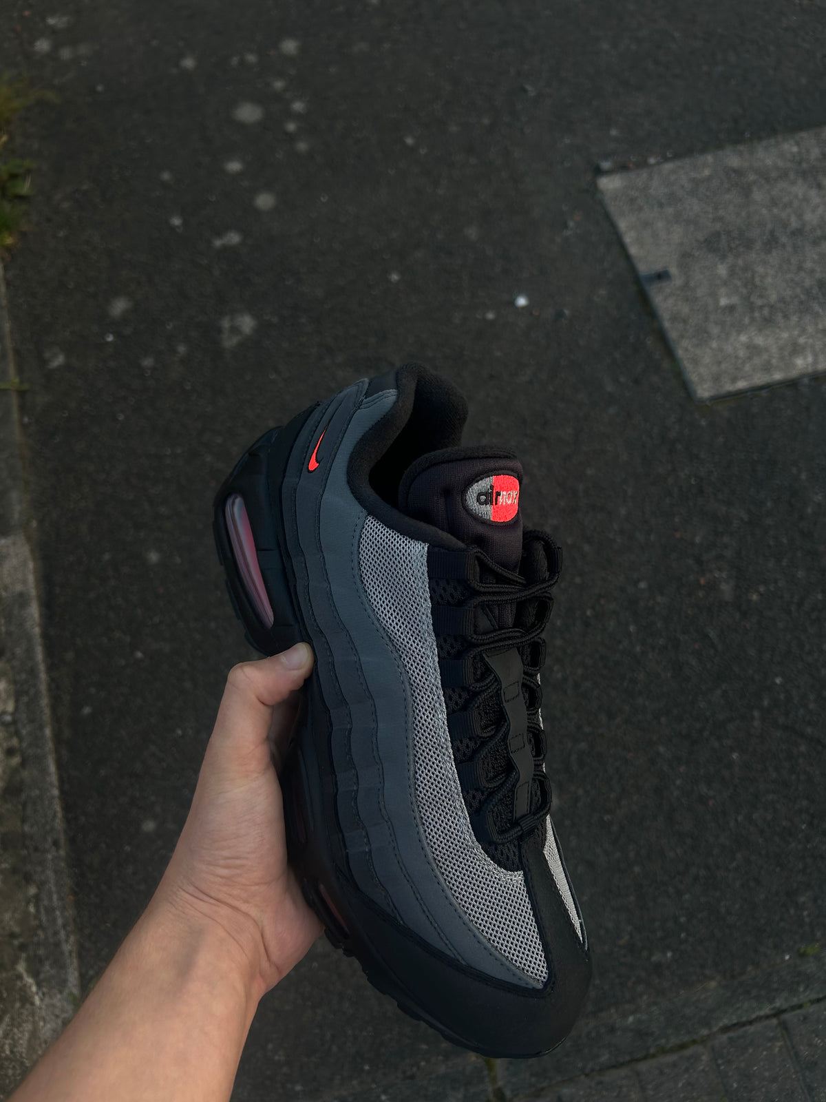 Nike Air Max 95 “Dracula/Crimson Reds”