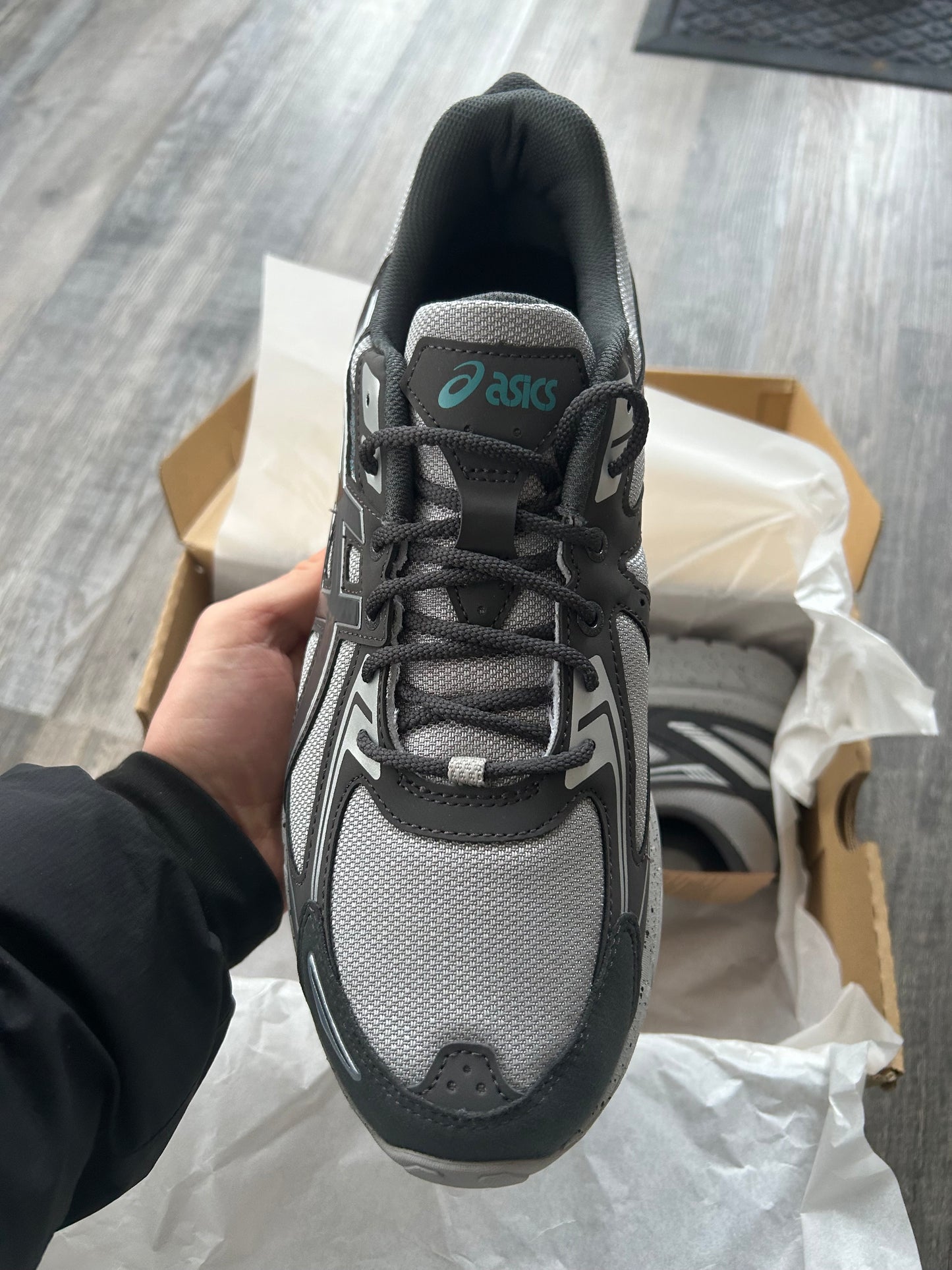 ASICS gel venture 6 “Cement grey/cactus blue”