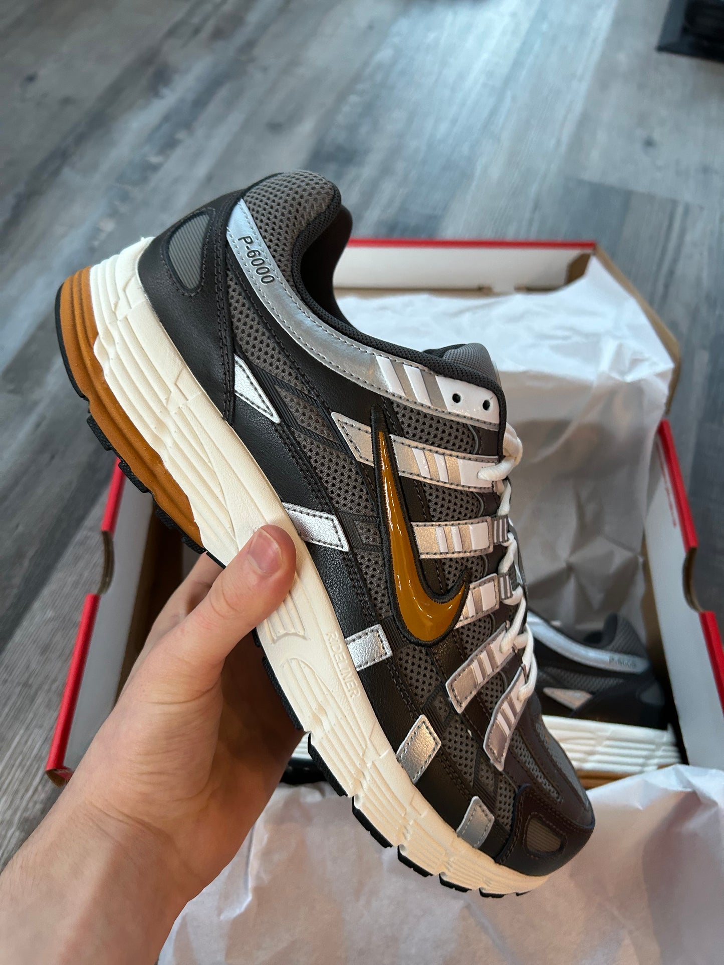 Nike P6000 “Safety oranges”