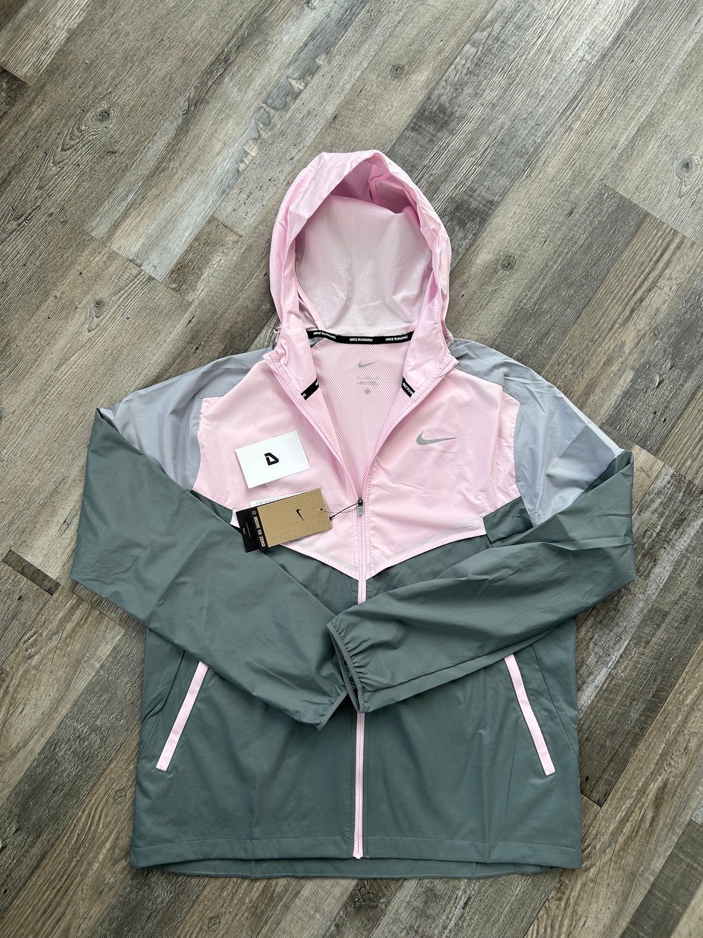 Nike Windrunner jacket “Pink Foam”