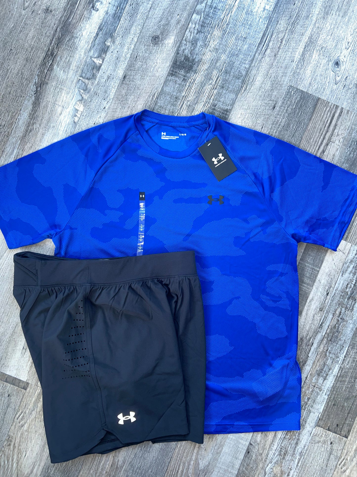 Under armour camo set with shorts “Royal blue”