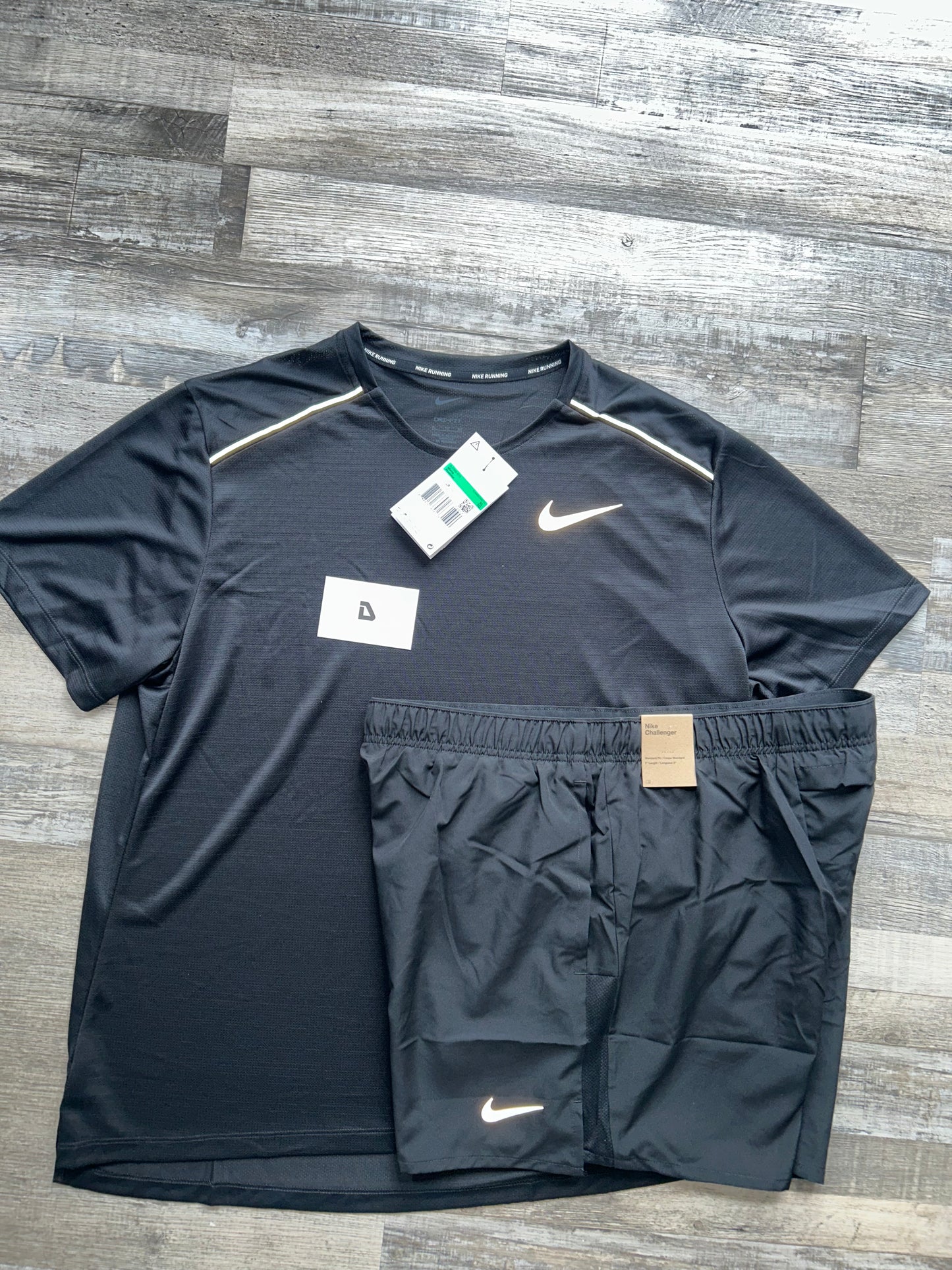 Nike miler set with shorts “Black”