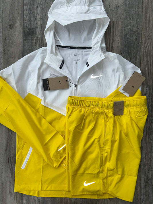 Nike Windrunner set with shorts Yellow/white