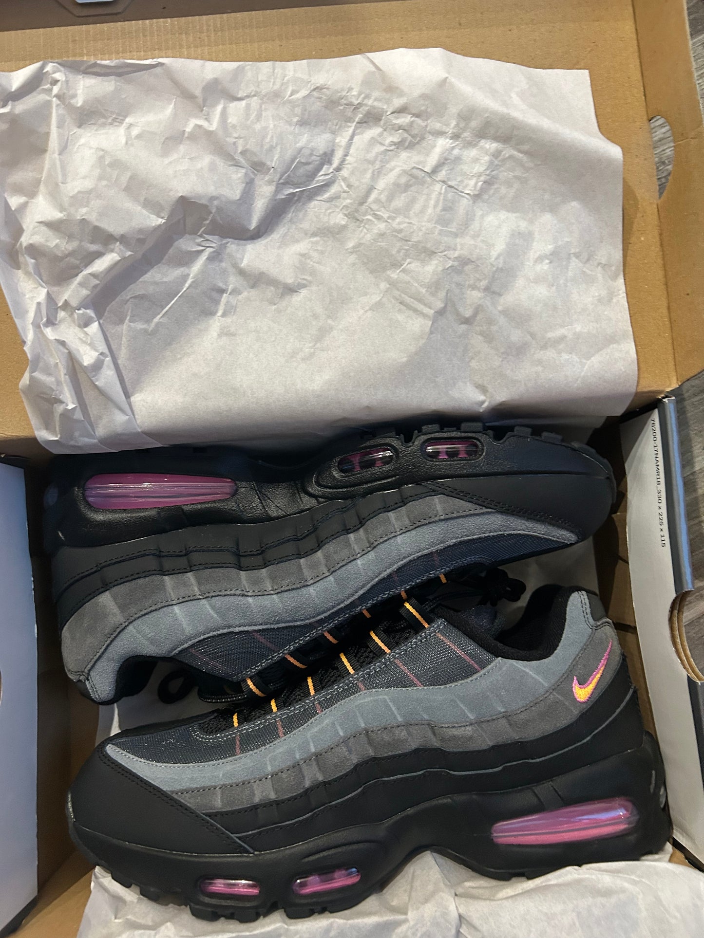 Nike air max 95 “Sundials”