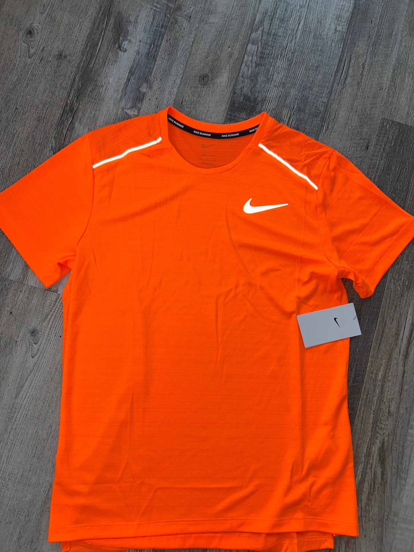 Nike miler 1.0 “Lava orange”