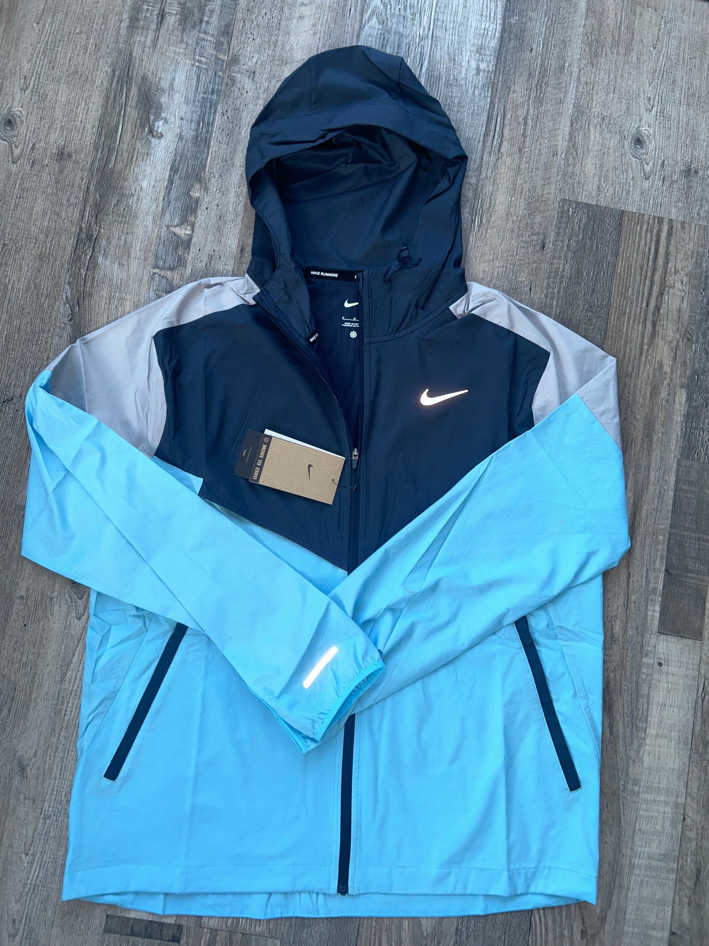 Nike Windrunner jacket “Aqua blue”