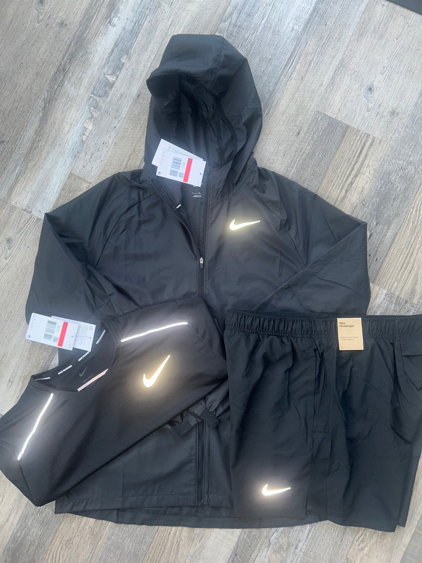 Nike Windrunner set with shorts and miler “Black”