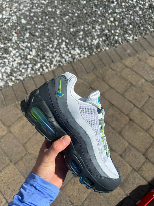 Nike Air Max 95 “Apple blue”