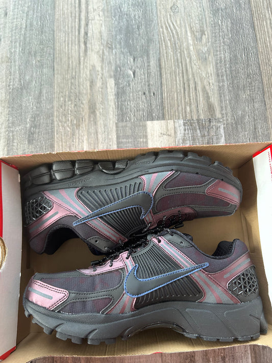 Nike zoom Vomero 5 “Burgundy crush/Maroon