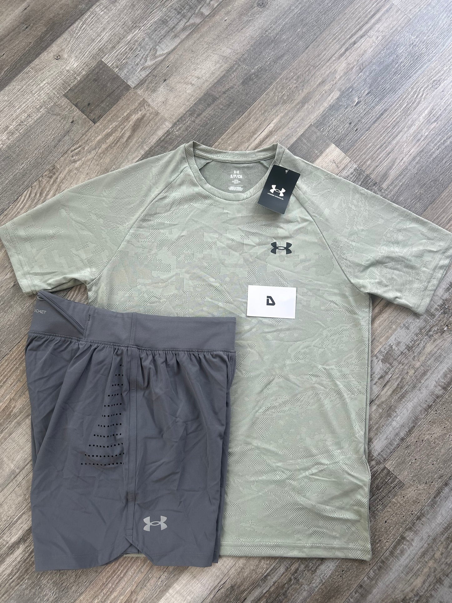 Under armour set with shorts “Olive Green”
