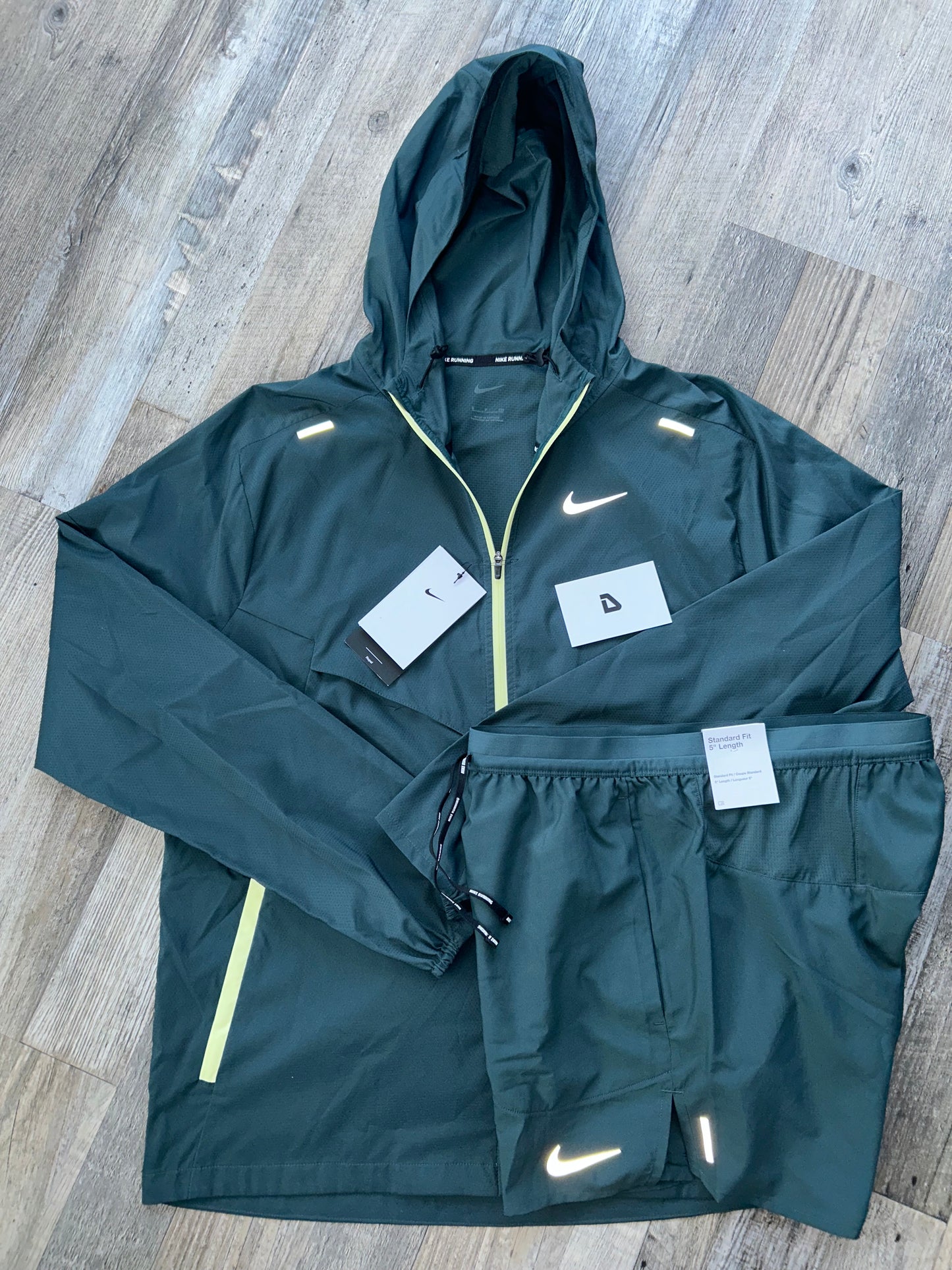 Nike Windrunner set with shorts “Teal Green”