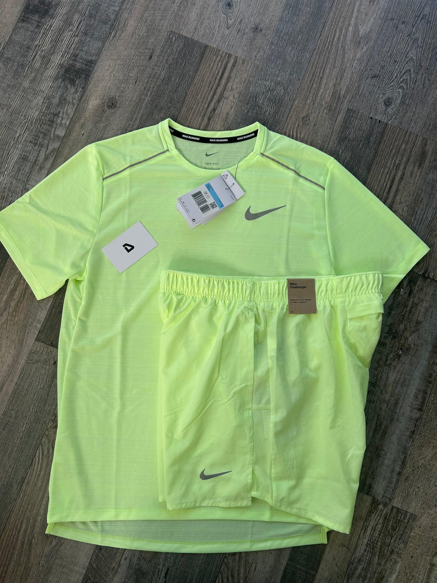 Nike miler set with shorts “Neon volt”